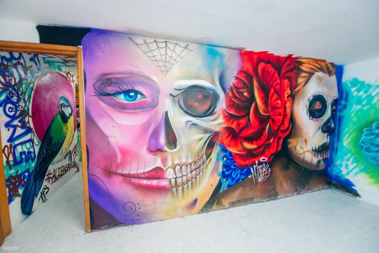 Fiesta Party Hostel - Канкун Экстерьер фото